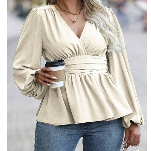 Plus Ruffle Hem Solid Long sleeve Blouse - Picture 3 of 9